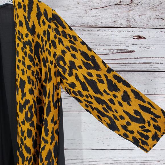 Glam Black Leopard Print Contrast Roll Tab Open Cardigan Size Medium - Picture 11 of 15